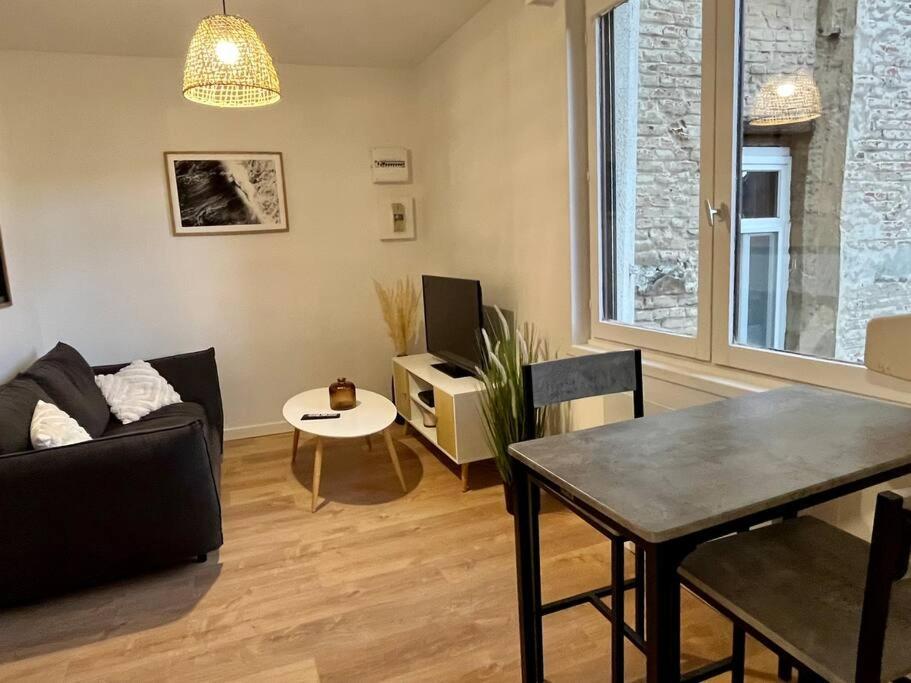 Appartement Cosy Plein Centre ดูเอ ภายนอก รูปภาพ